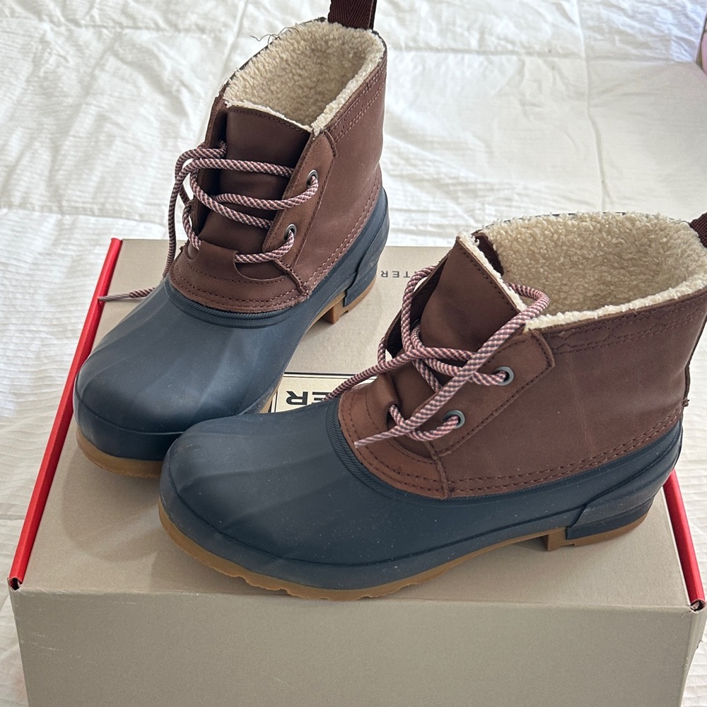 Hunter Brown and Blue Winter Boots
